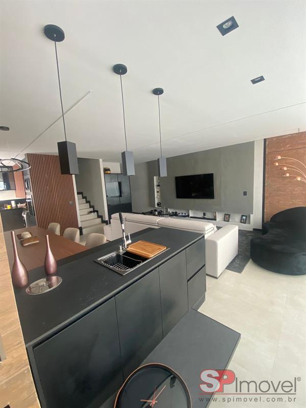 Apartamento para Venda por R$2.450.000,00 com 135m², 2 vagas e 2 dormitórios - Alto de pinheiros, São paulo / SP
